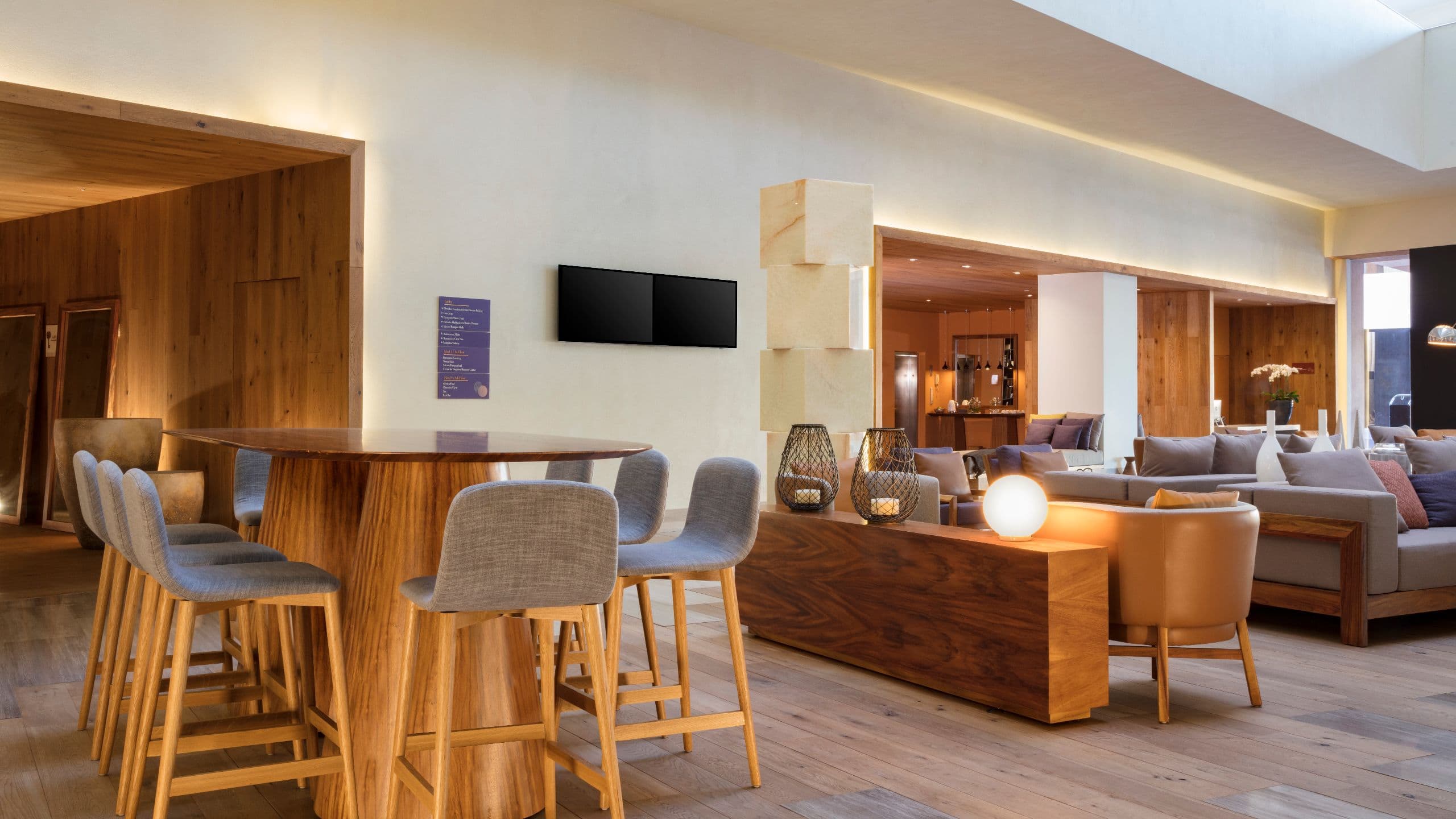 Hyatt Centric Campestre León Lobby