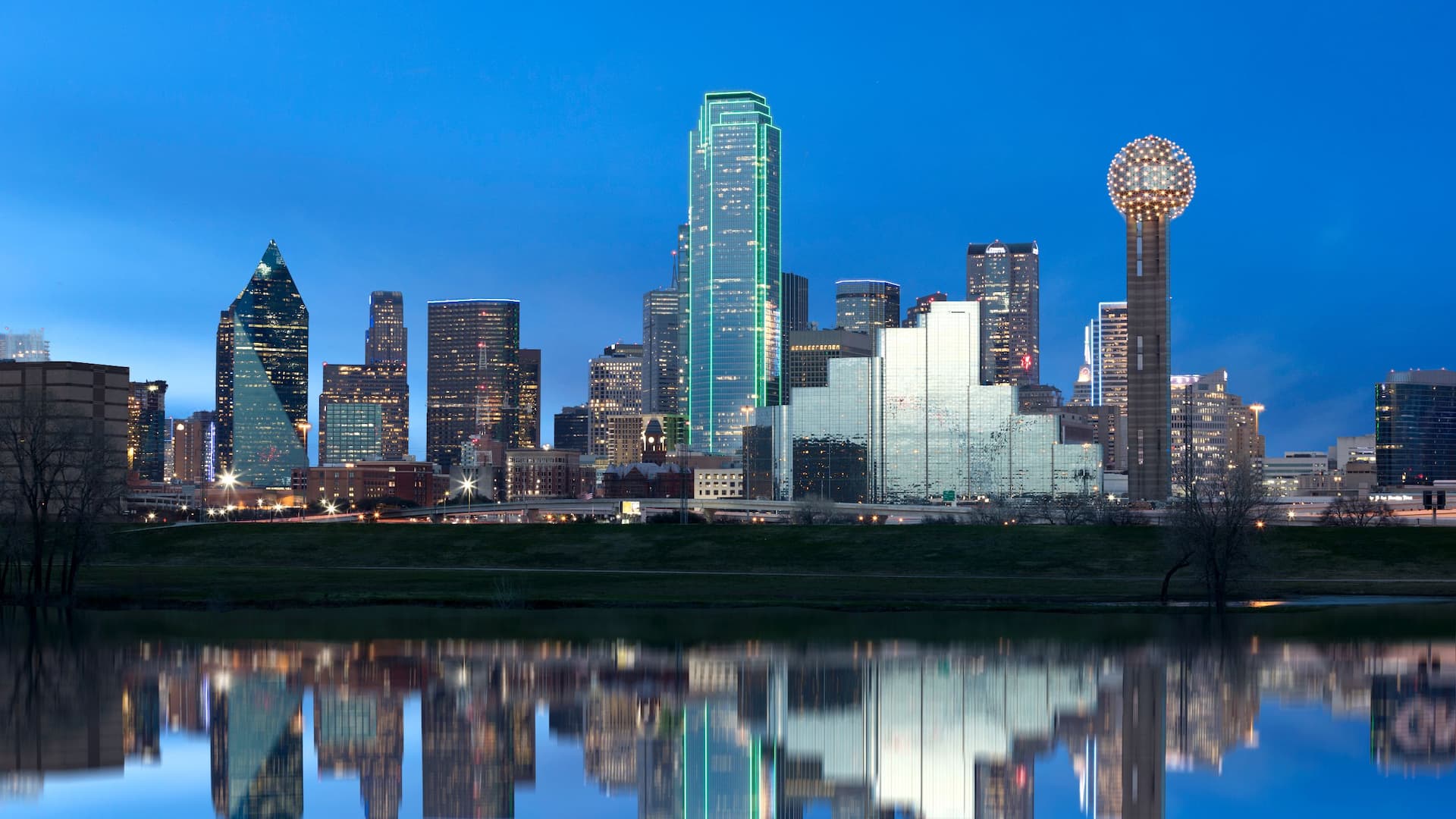 Hyatt Regency Dallas Downton on River