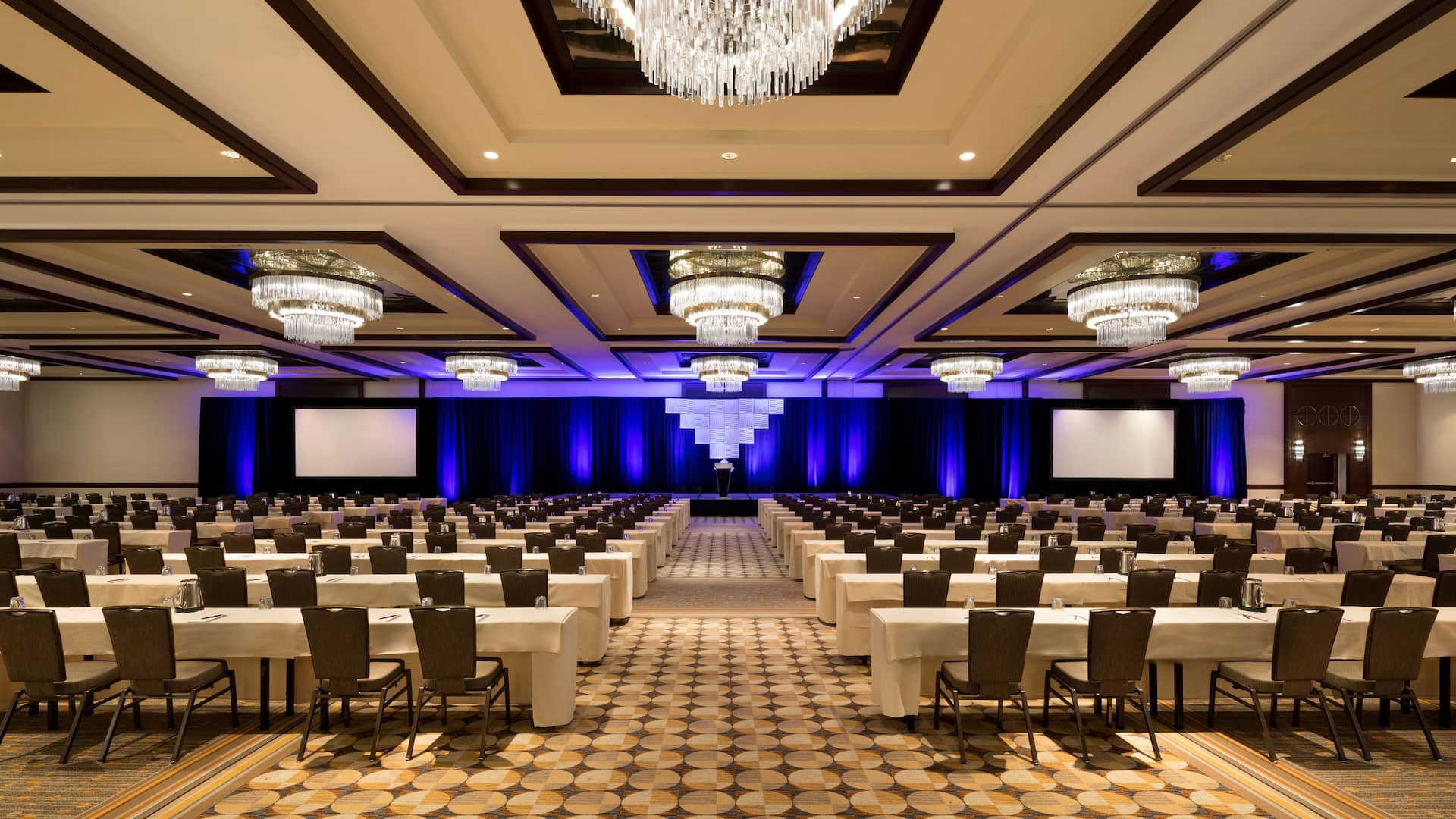 Downtown Dallas Meeting Venues Hyatt Regency Dallas