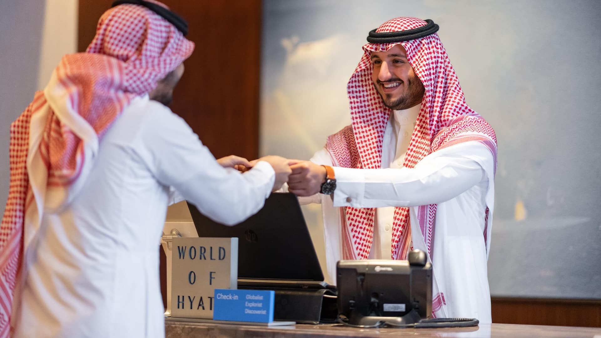 Jabal Omar Hyatt Regency Makkah Male Checking In