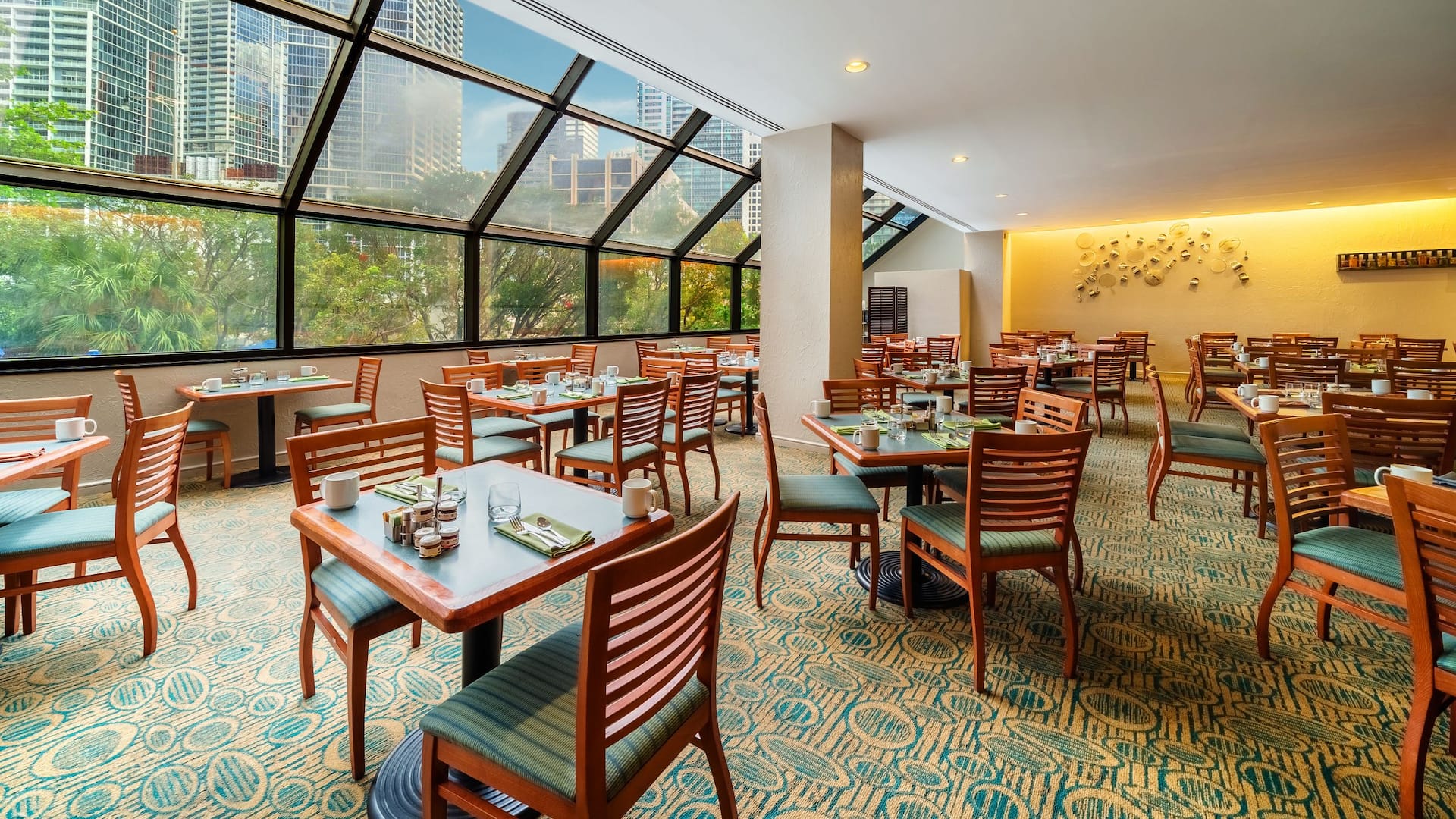 Hyatt Regency Miami Riverwalk Cafe