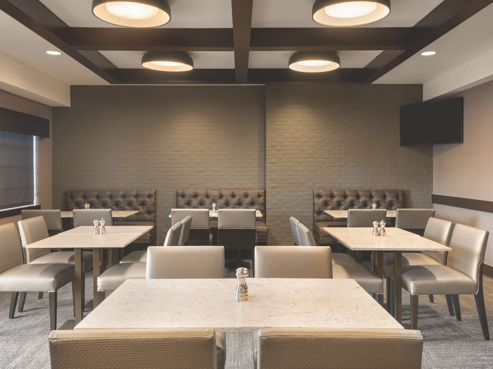 Hyatt Place Philadelphia/King of Prussia Breakfast Area