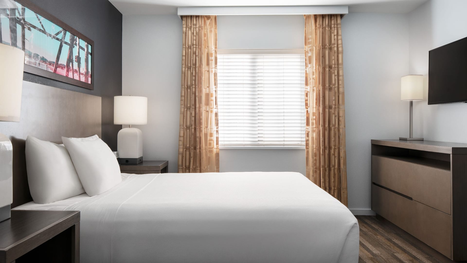 3 de 5 Hyatt House Denver Tech Center Accessible Guestroom