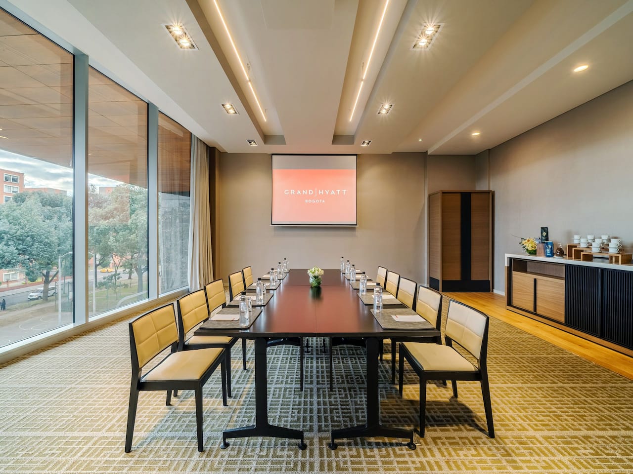 hyatt grand meeting room