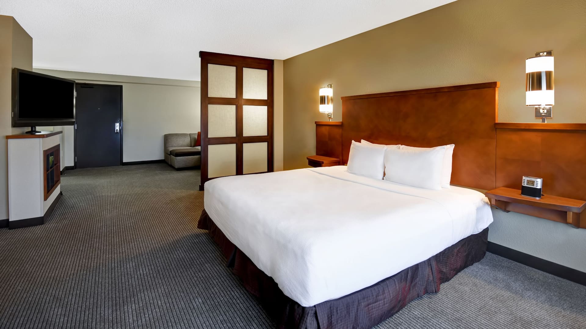 Hyatt Place Phoenix/Gilbert King Guestroom