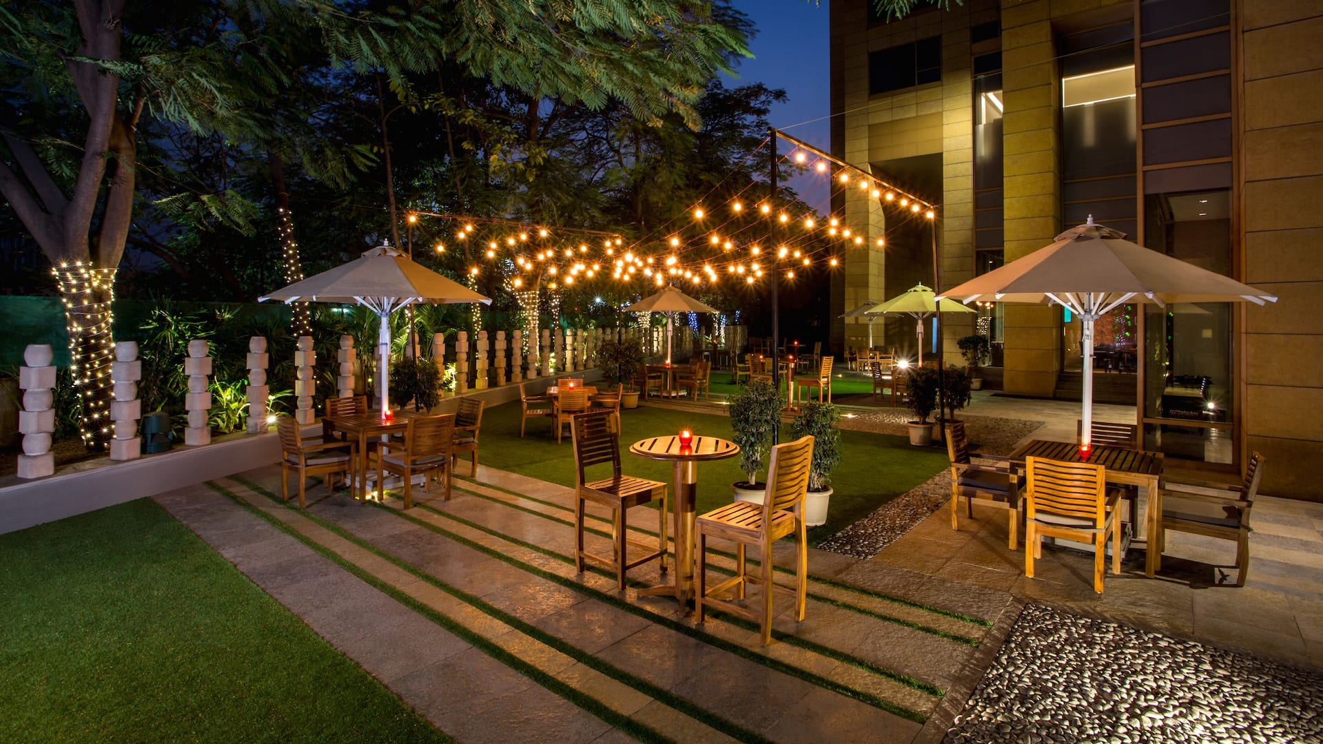 Hyatt Regency Pune & Residences The Patio