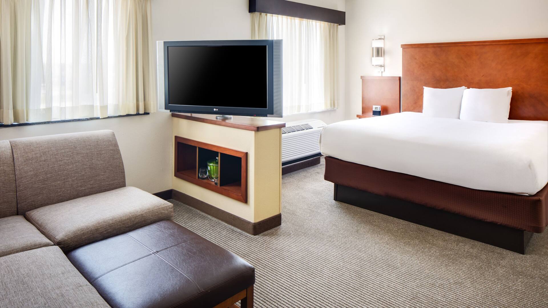 Hyatt Place South Bend/Mishawaka King Room