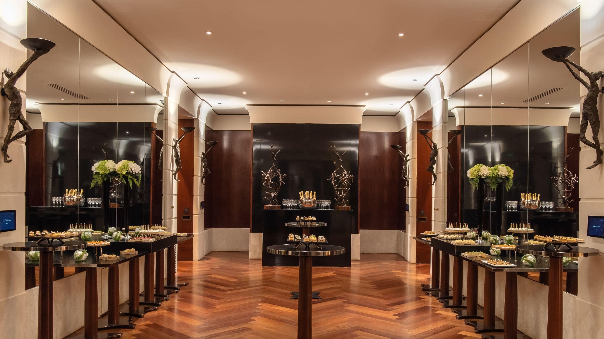 Park Hyatt Paris-Vendôme Foyer Meeting Room