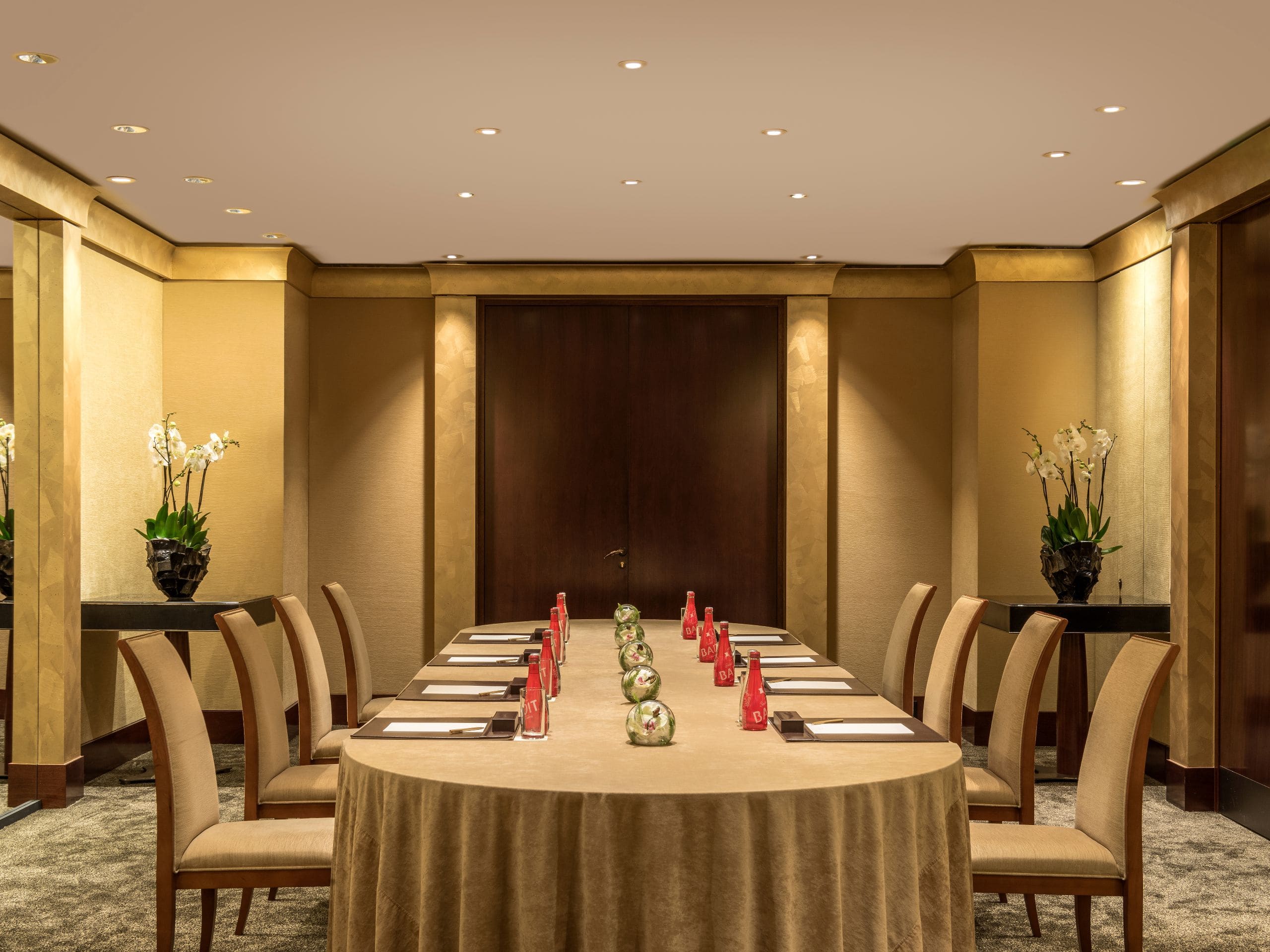 Park Hyatt Paris-Vendôme Saphire Meeting Room Business Set Up