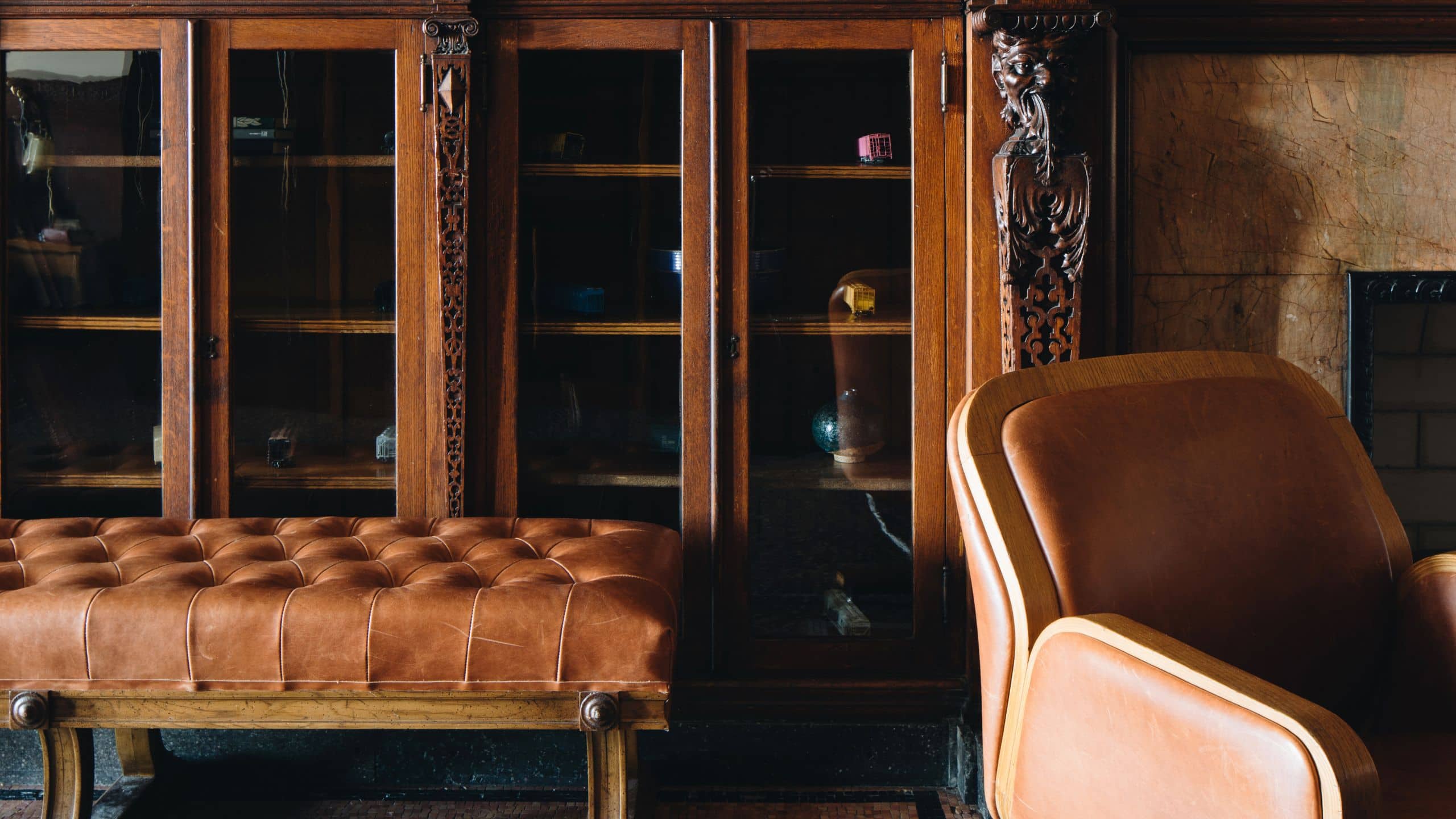 4 de 8 Chicago Athletic Association Founders Suite