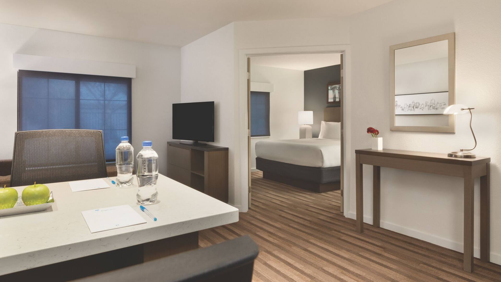第 1，共 4 Hyatt House Boston/Burlington One Bedroom King Conference Suite