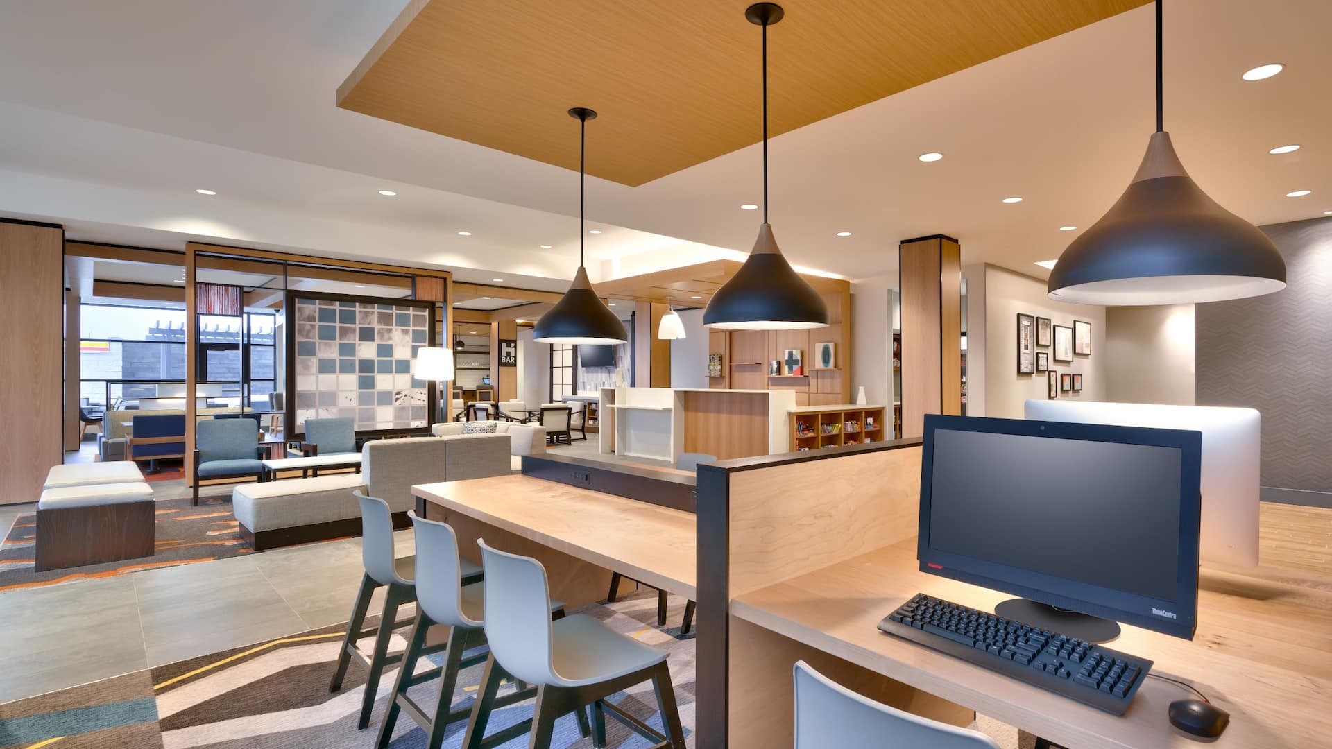 Hyatt House Provo / Pleasant Grove Lobby Business Center