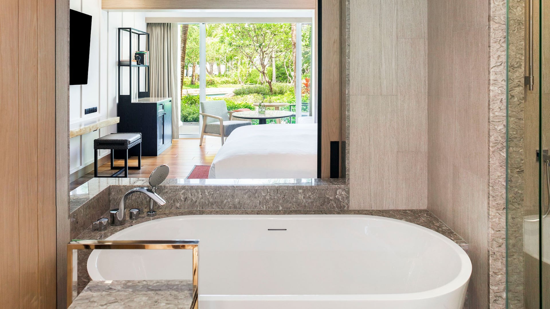 Hyatt Regency Hua Hin Deluxe Pool Access Bathroom