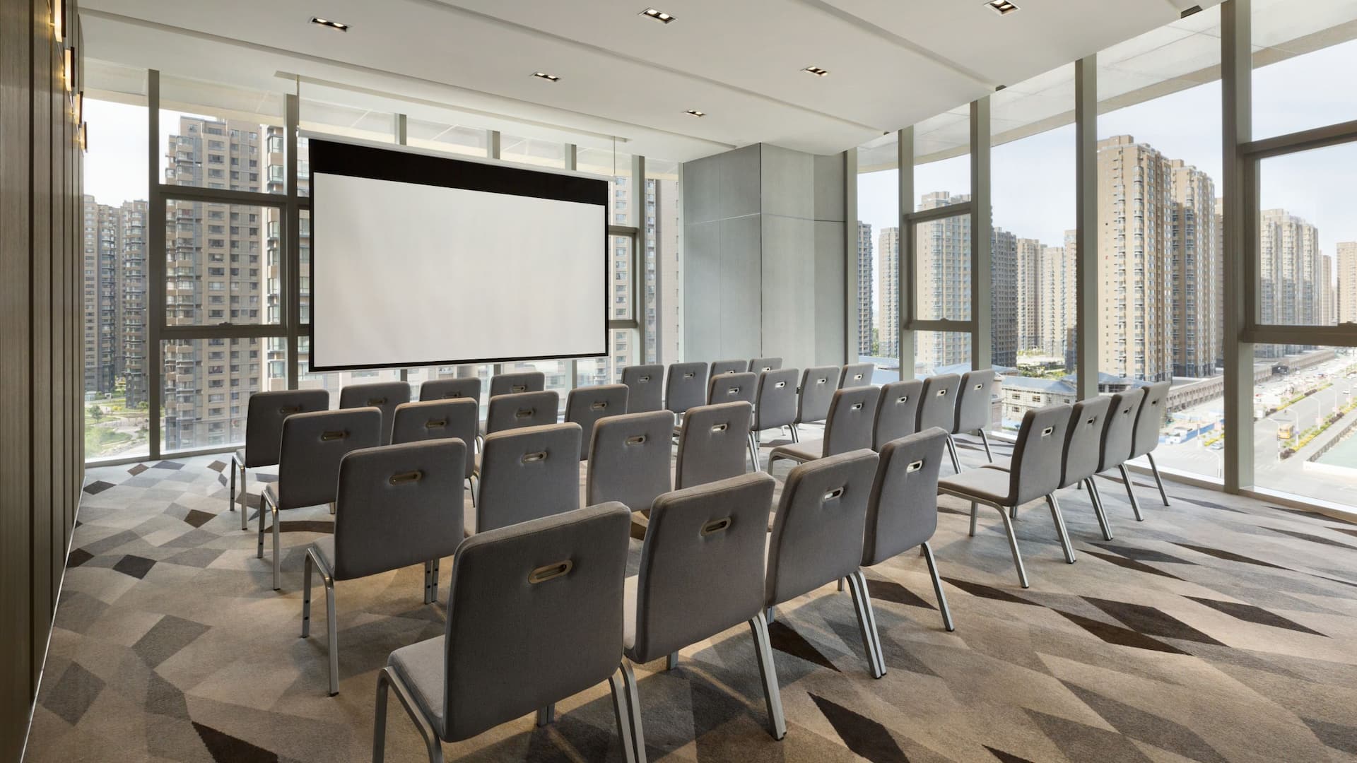 Hyatt House Yinchuan Dayuecheng Meeting Room Theatre Setup