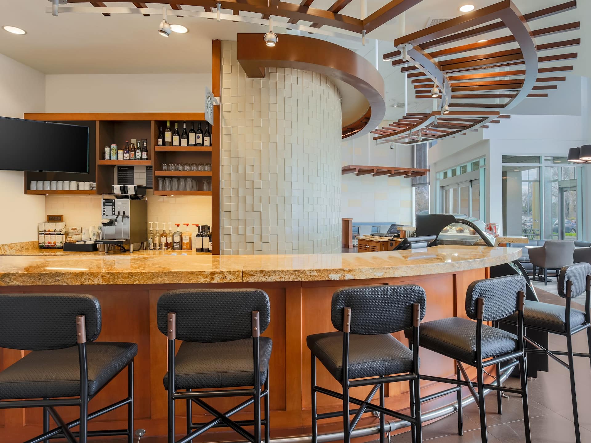 Hyatt Place UC Davis Bar