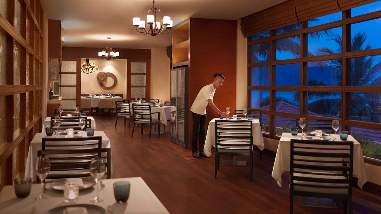 Italian Bistro, Dining and Restaurants Hyatt Regency Resort Kuantan