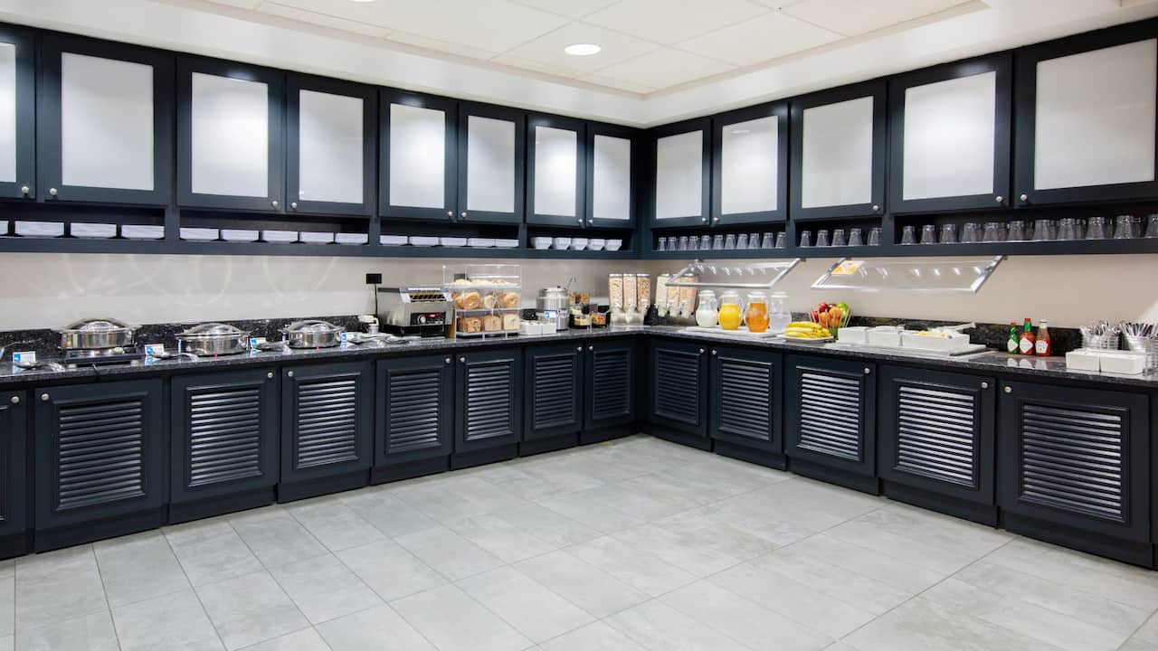 Lobby Kitchen