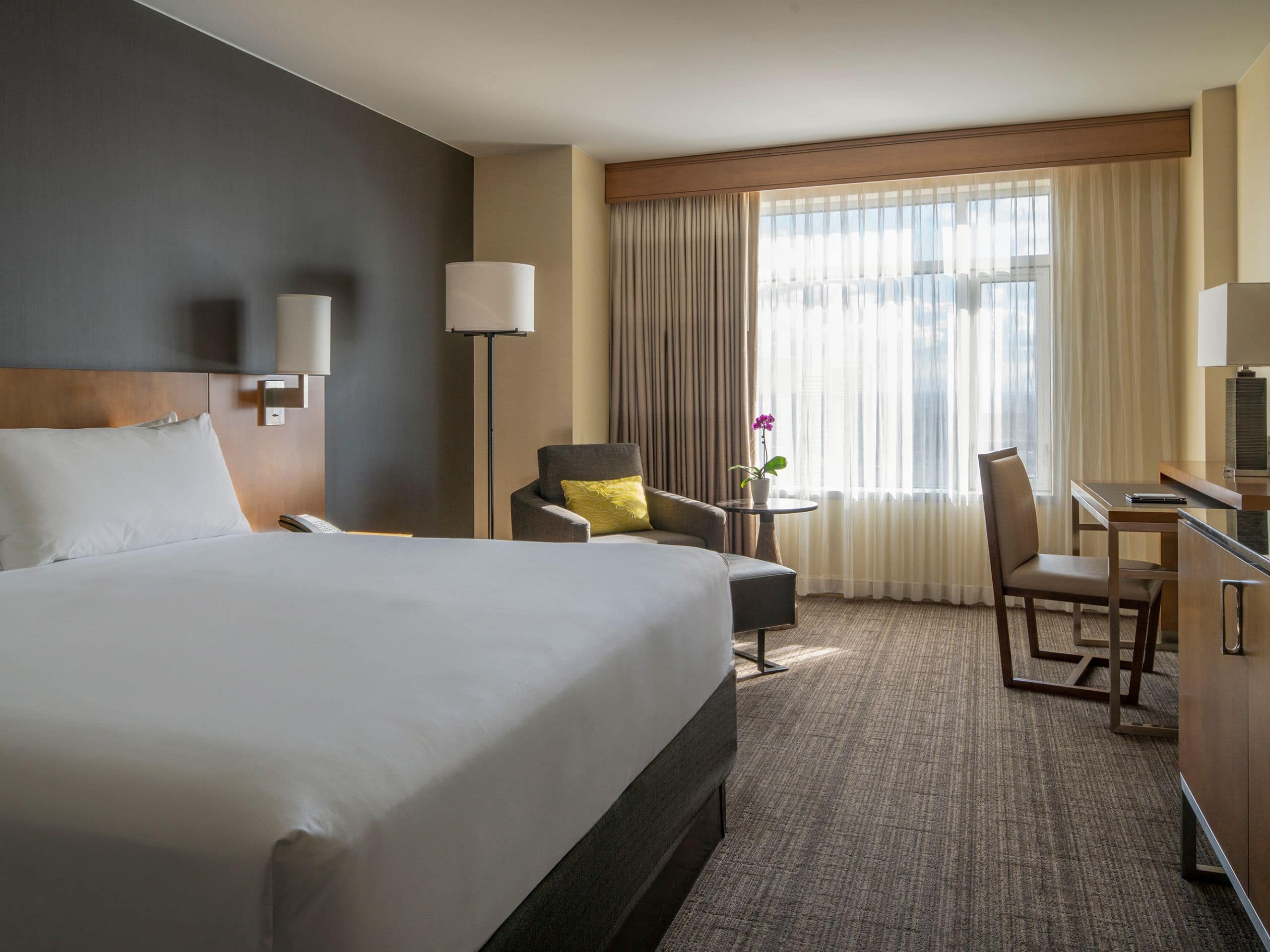 ADA hotel room at Hyatt Regency Denver