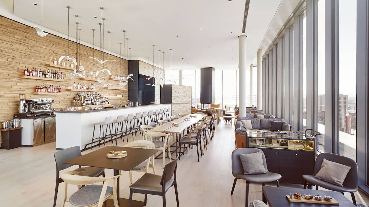 Andaz Vienna Am Belvedere Aurora Rooftop Bar Inside