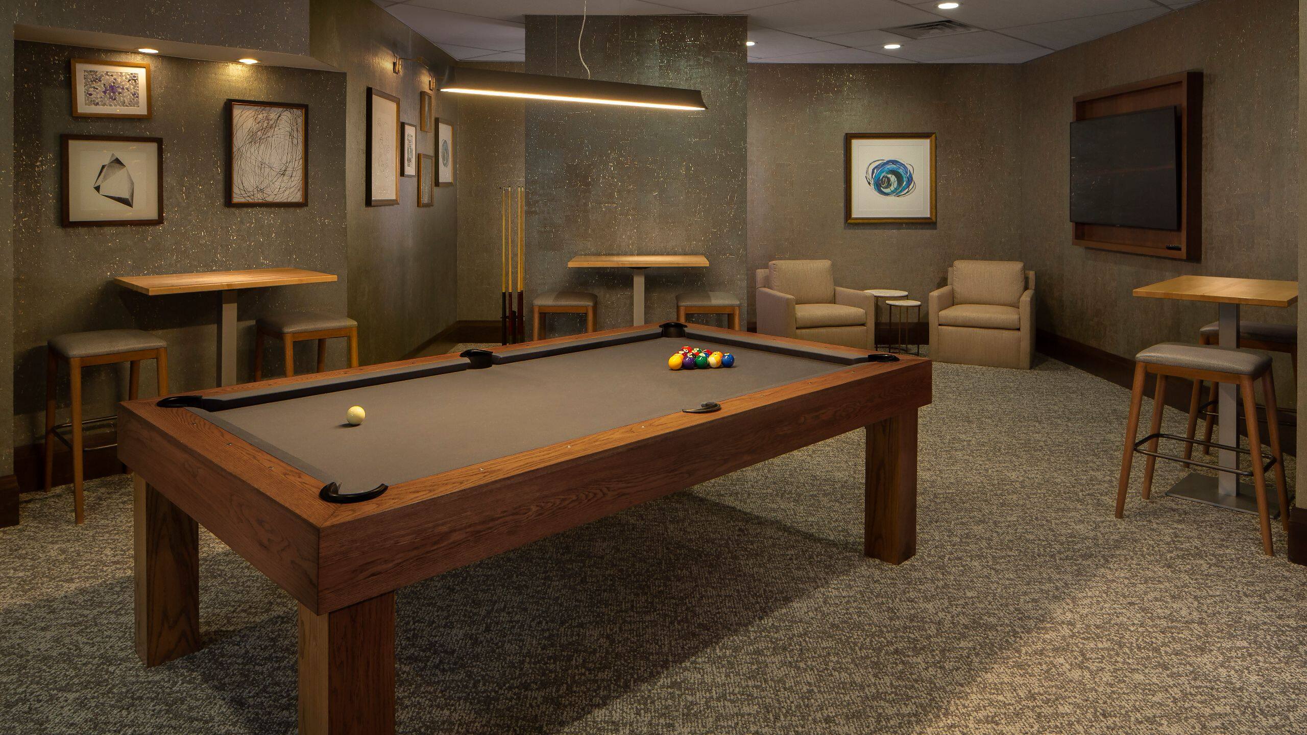 Hyatt Regency Cincinnati Lobby Pool Table
