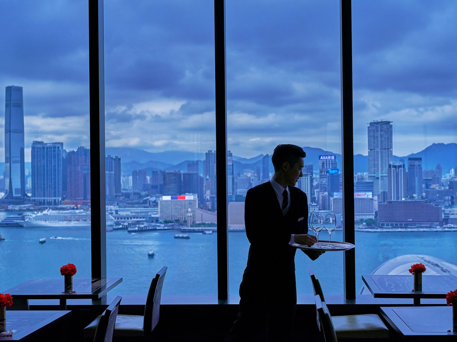 Grand Hyatt Hong Kong Grand Club Service Associate