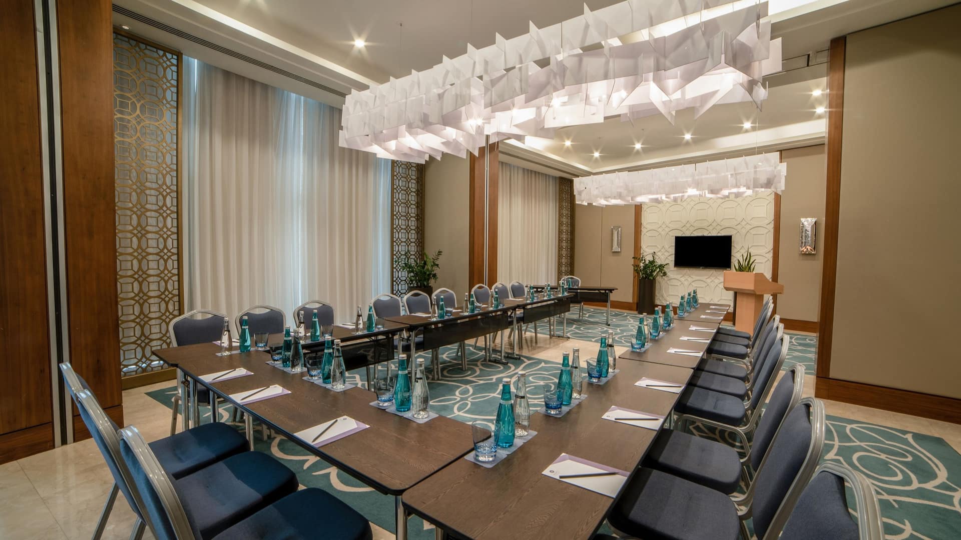 3 / 7 Hyatt regency istanbul Meeting Room U Shape Setup