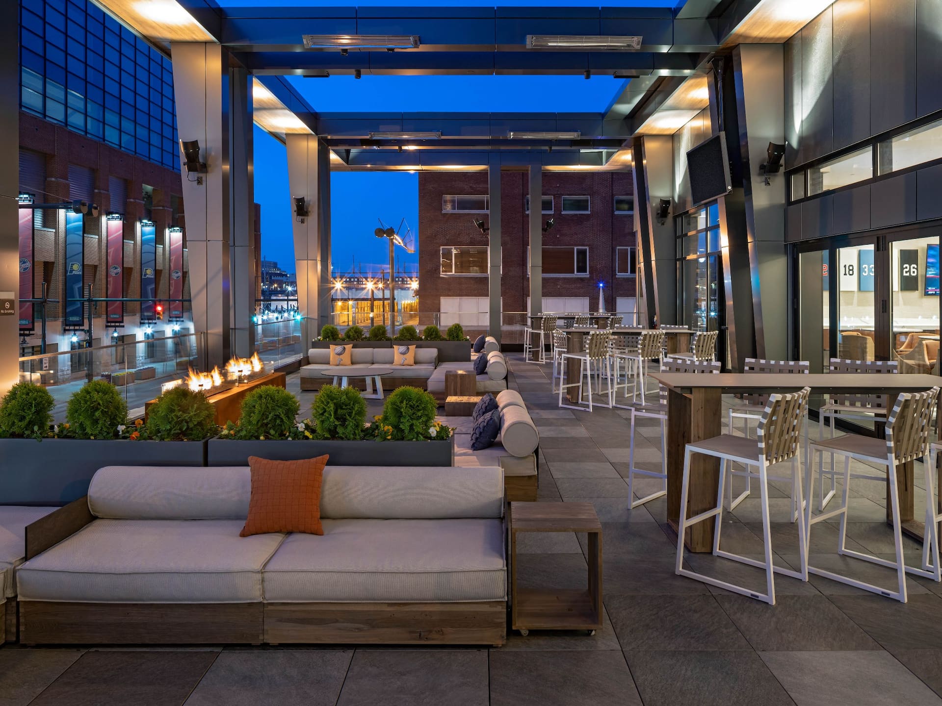 Pivot Balcony