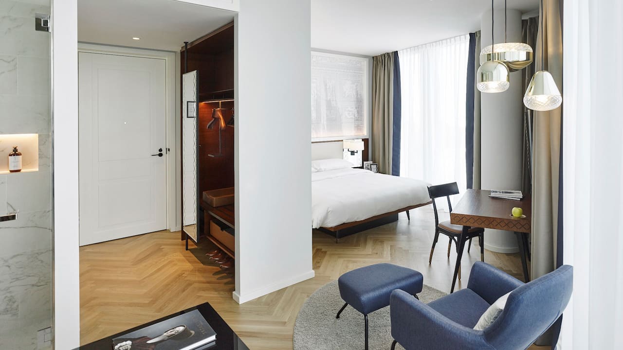 Andaz Vienna Am Belvedere 1 King Bed Deluxe