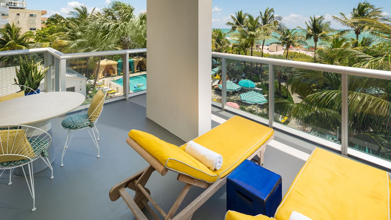 Confidante Suite Balcony