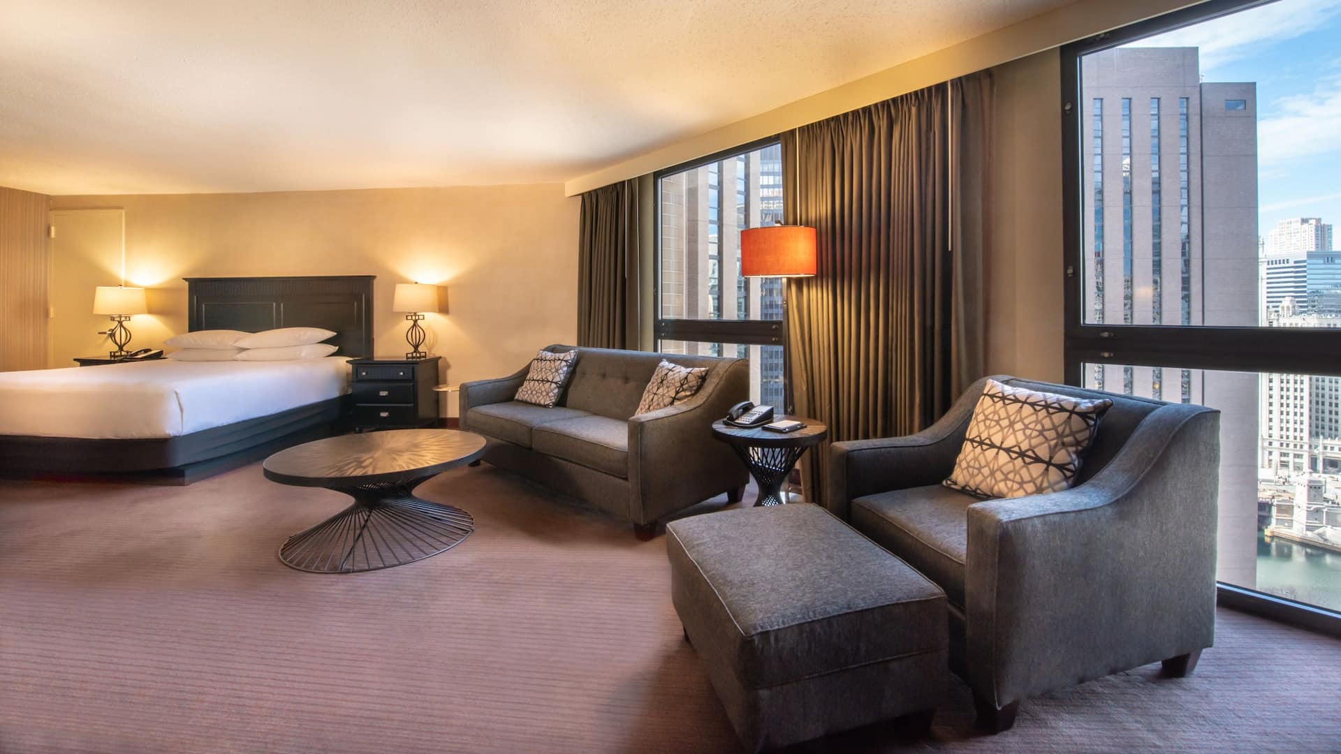 Hyatt Regency Chicago Skyline Suite Living Area