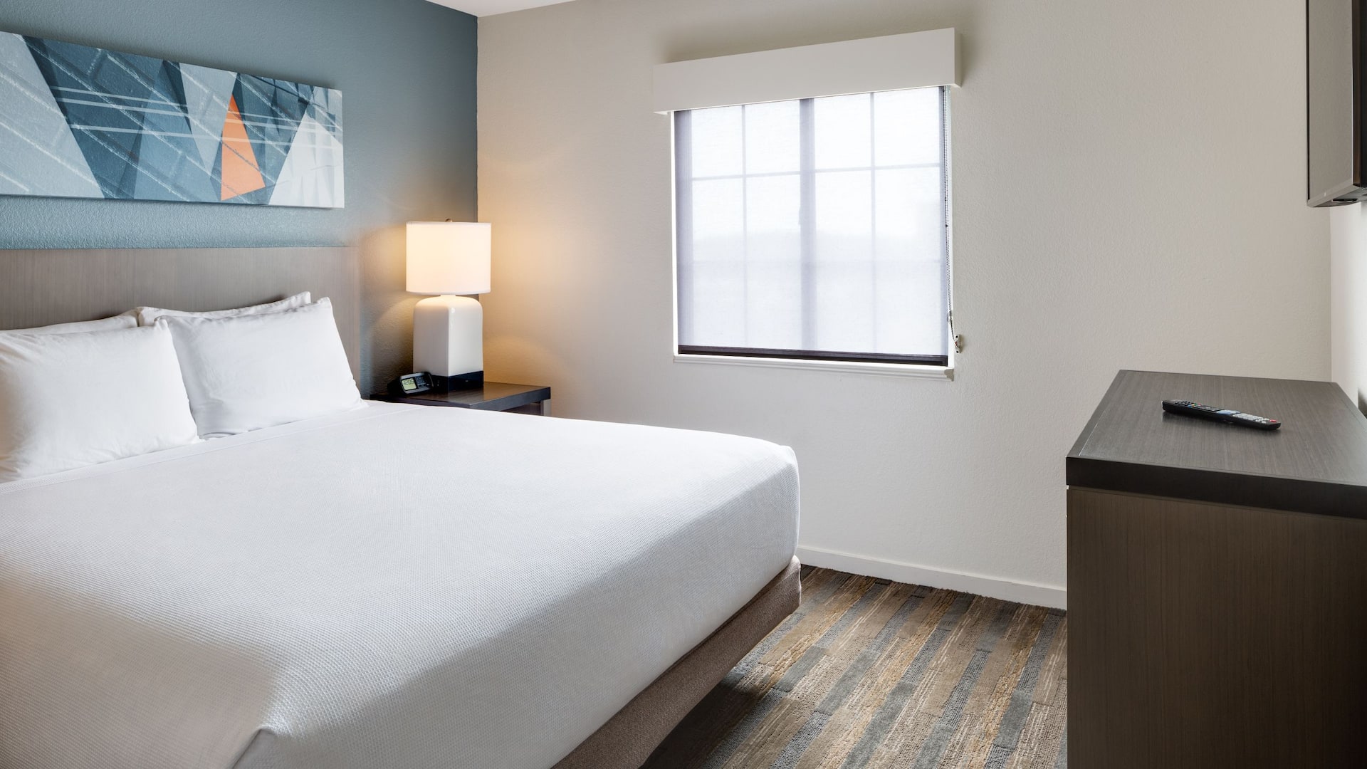 Hyatt House Boston/Waltham King Bed