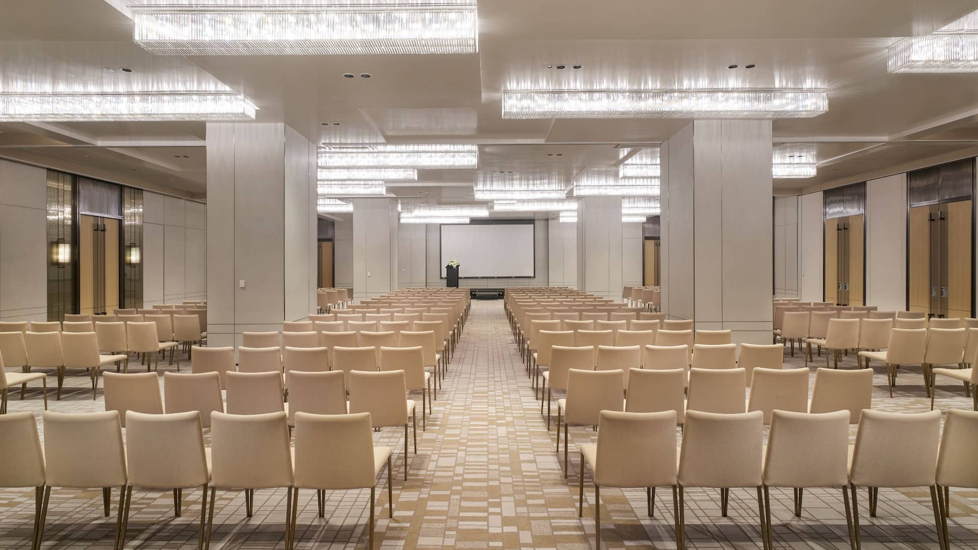 Hyatt Place Shanghai Hongqiao CBD Theater