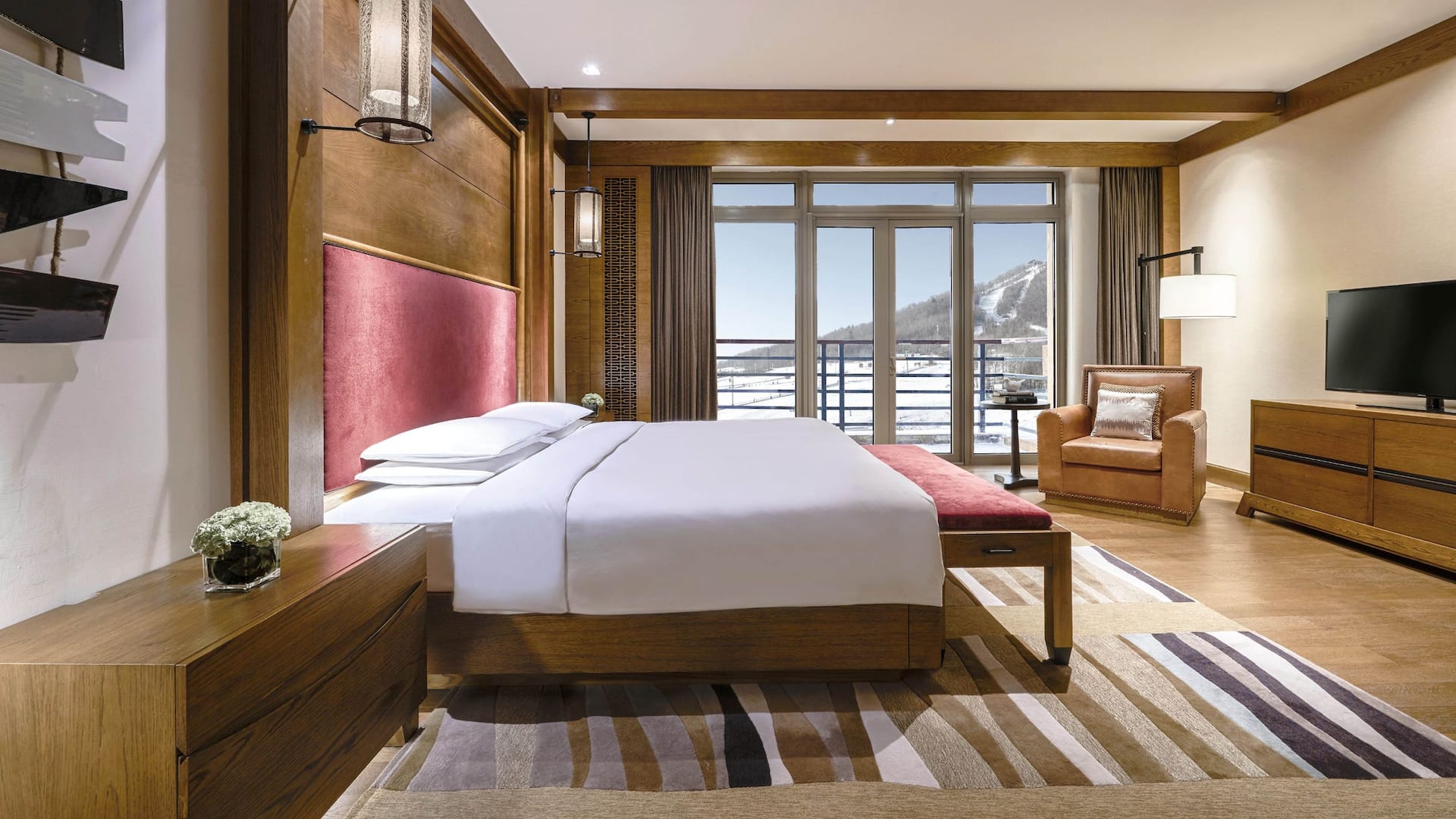 Hyatt Regency Changbaishan Club King Winter View