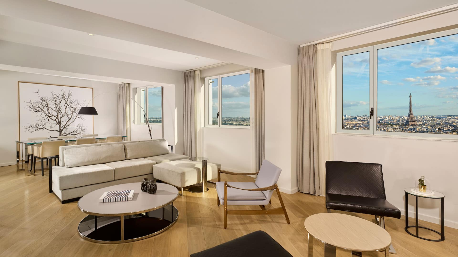 Hyatt Regency Paris Étoile Suite Presidential Living Room