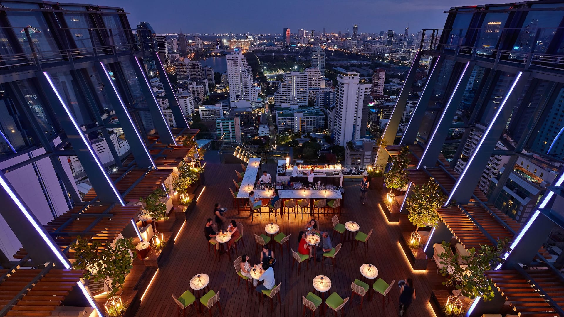 Spectrum Lounge And Bar Hyatt Regency Bangkok Sukhumvit