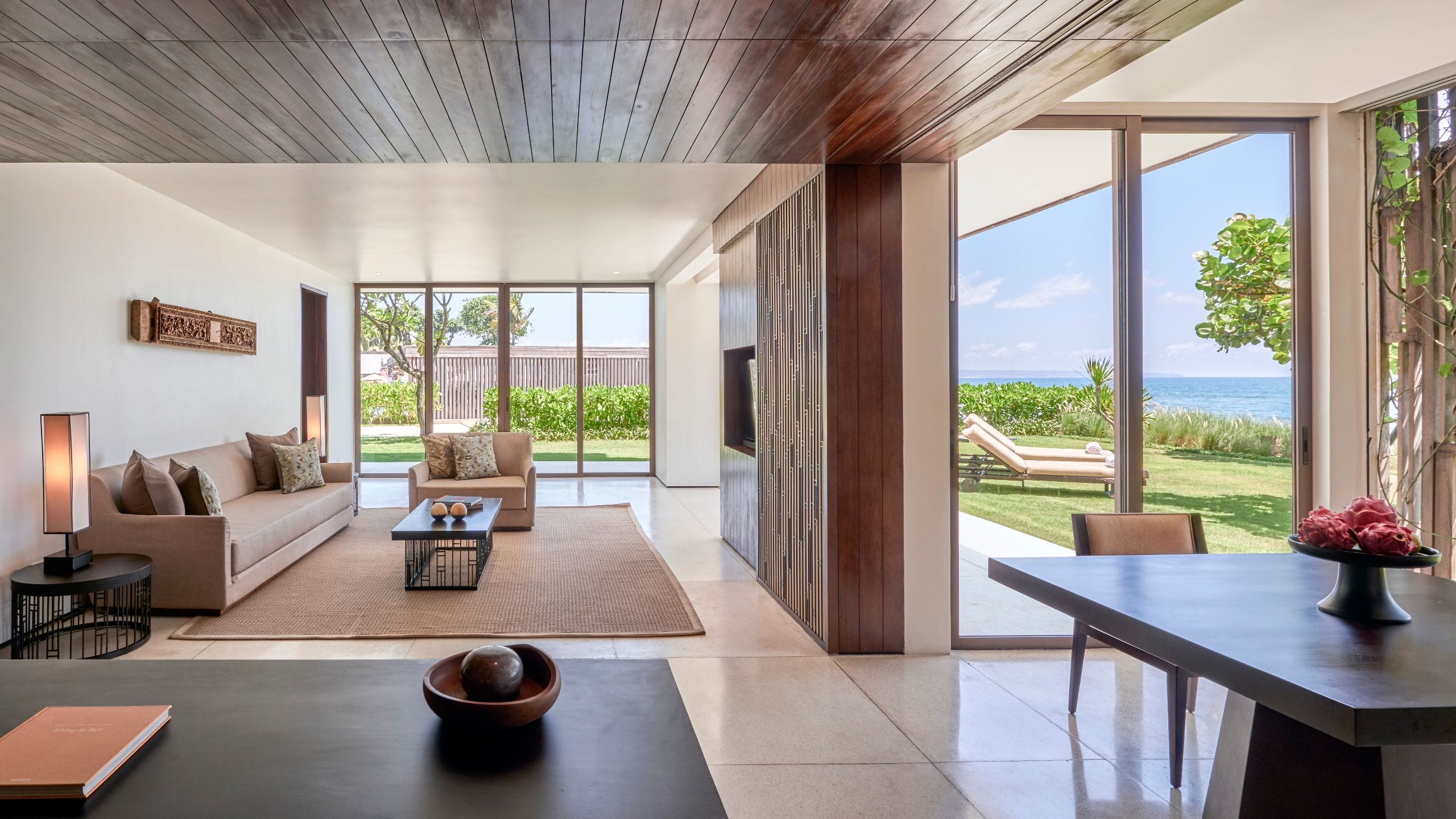 3/4 Alila Seminyak Beach Suite