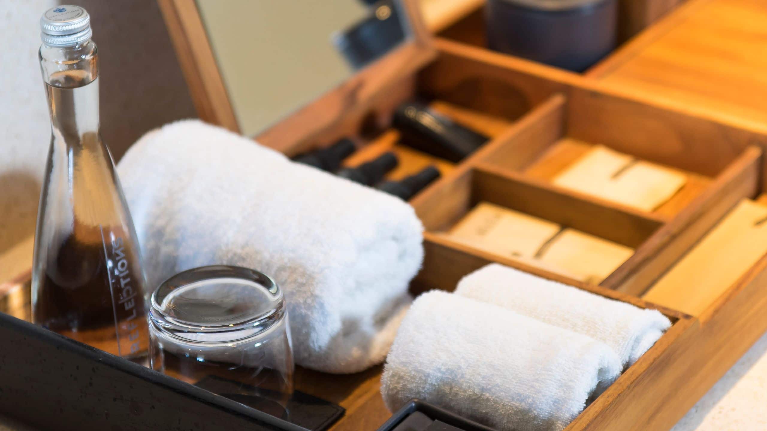 4/4 Alila Seminyak Ocean Suite Amenities