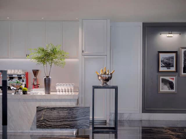 Grand Residence Beverage Counter