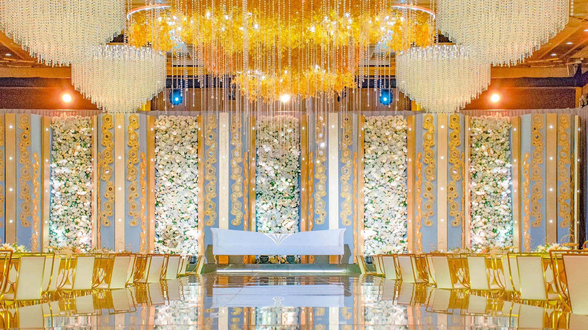 Grand Hyatt Doha Hotel & Villas Wedding Ballroom Setup Main Aisle