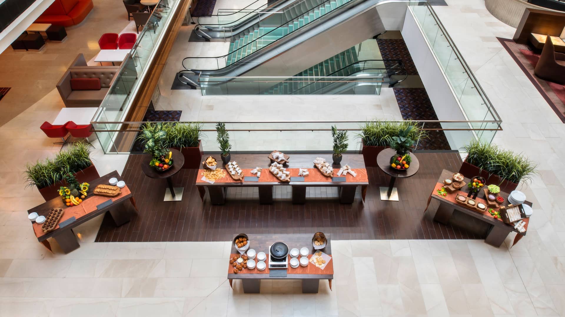Hyatt Regency O'Hare Chicago Red Foyer Aerial