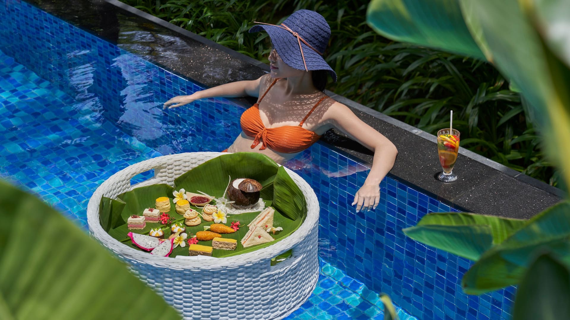 Grand Hyatt Sanya Haitang Bay Resort and Spa Afternoon Tea Pool