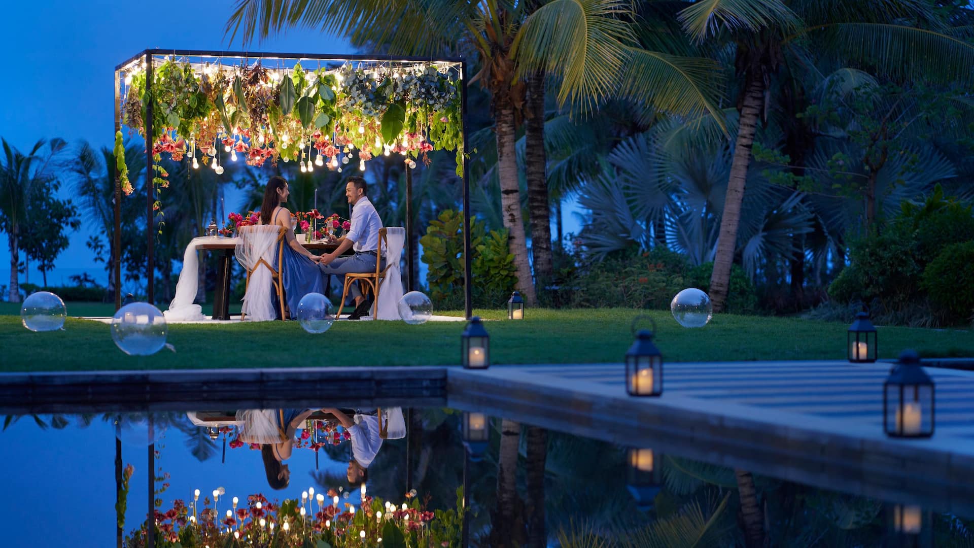 Grand Hyatt Sanya Haitang Bay Resort and Spa Beachfront Lawn Romance Dinner