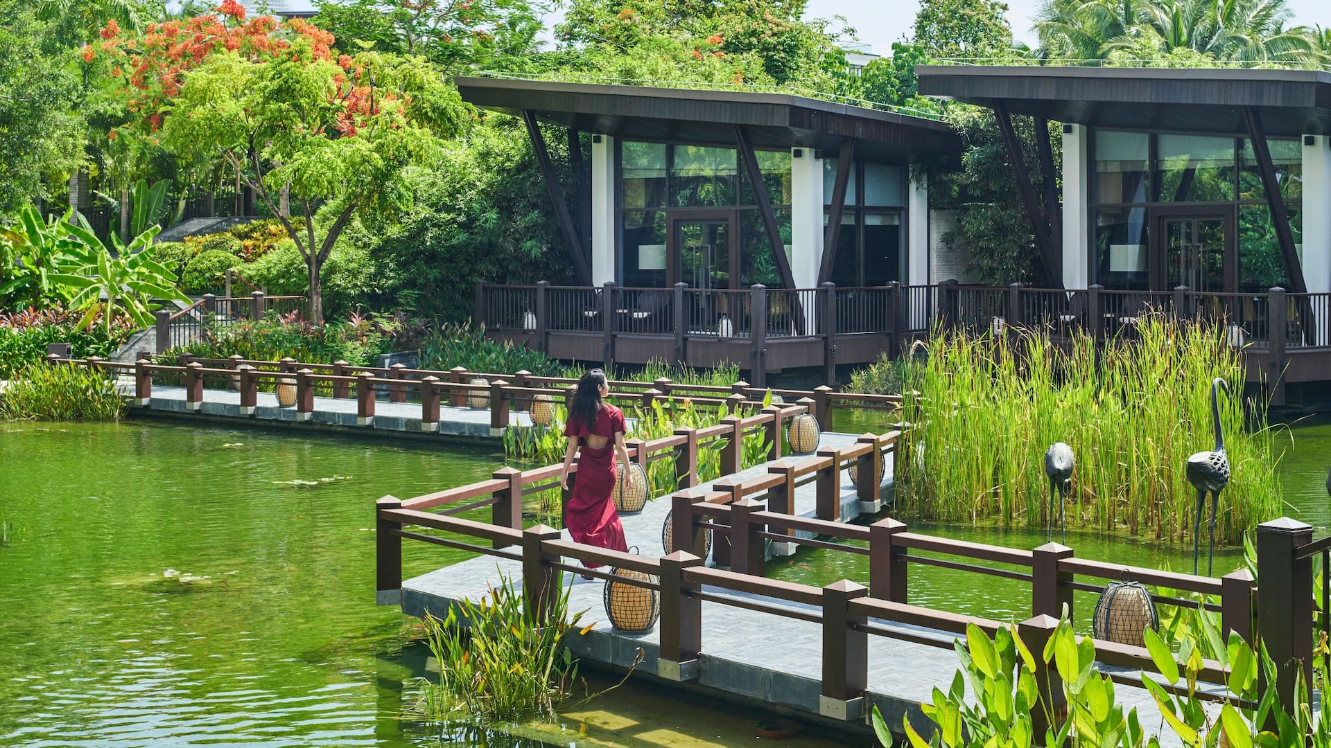Grand Hyatt Sanya Haitang Bay Resort and Spa Yu Cun Restaurant Bridge