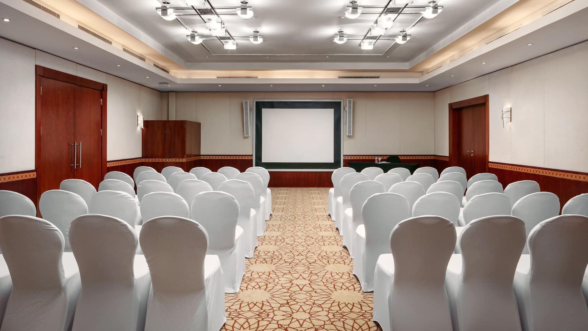 Grand Hyatt Doha Hotel & Villas Meeting Room