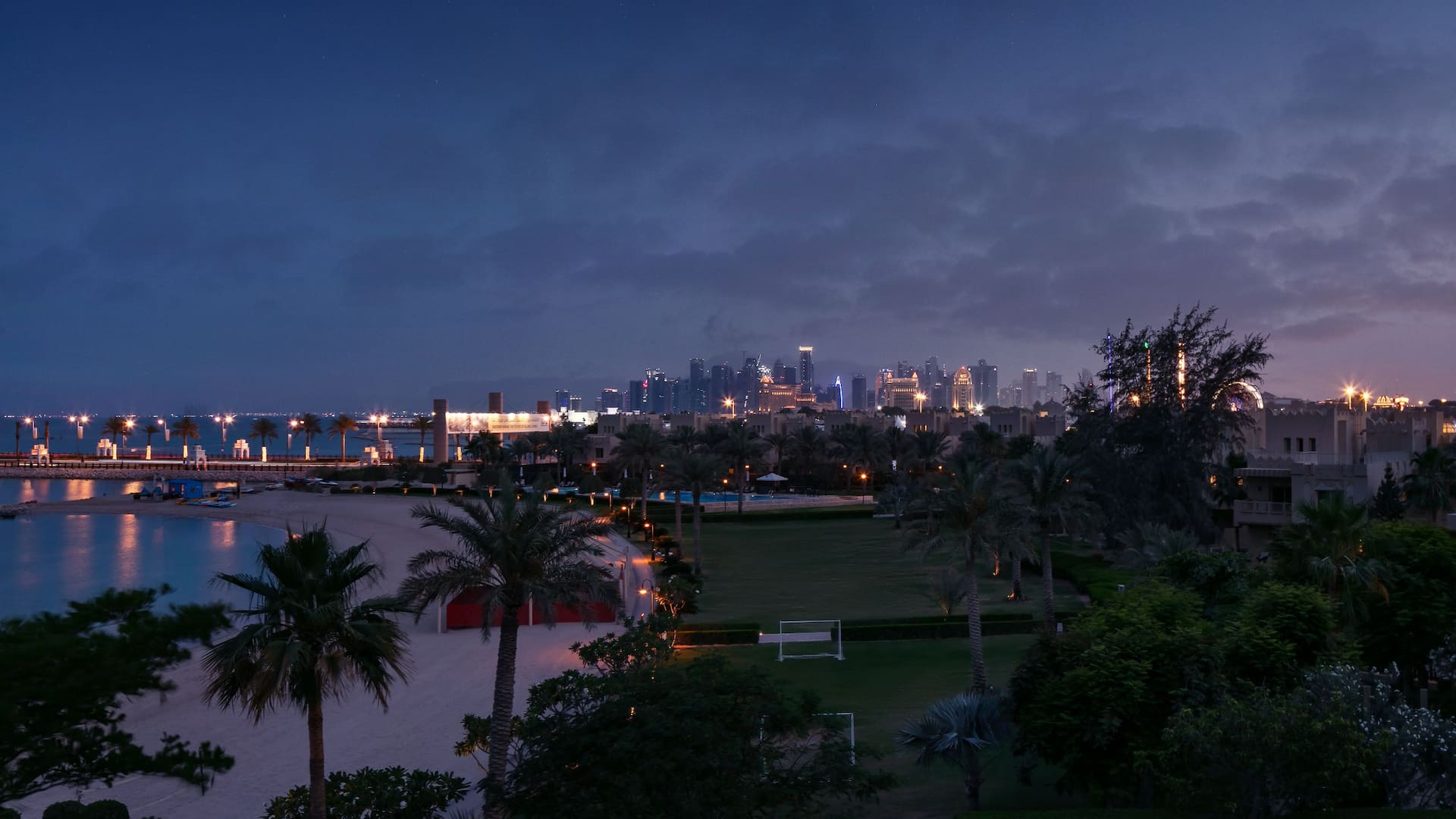 Grand Hyatt Doha Hotel & Villas Skyline