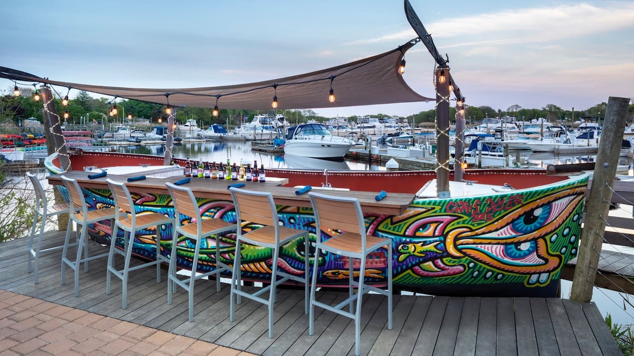 Seaside Grill Boat Bar (Open May-Oct)