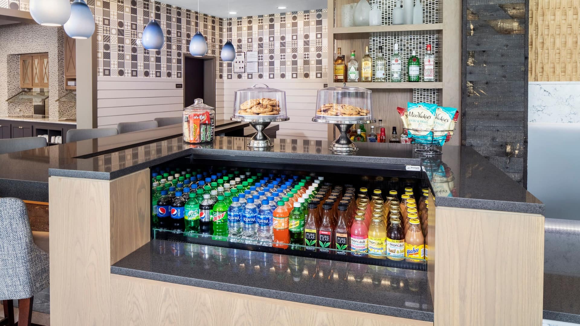 Hyatt Place Long Island/East End Grab and Go