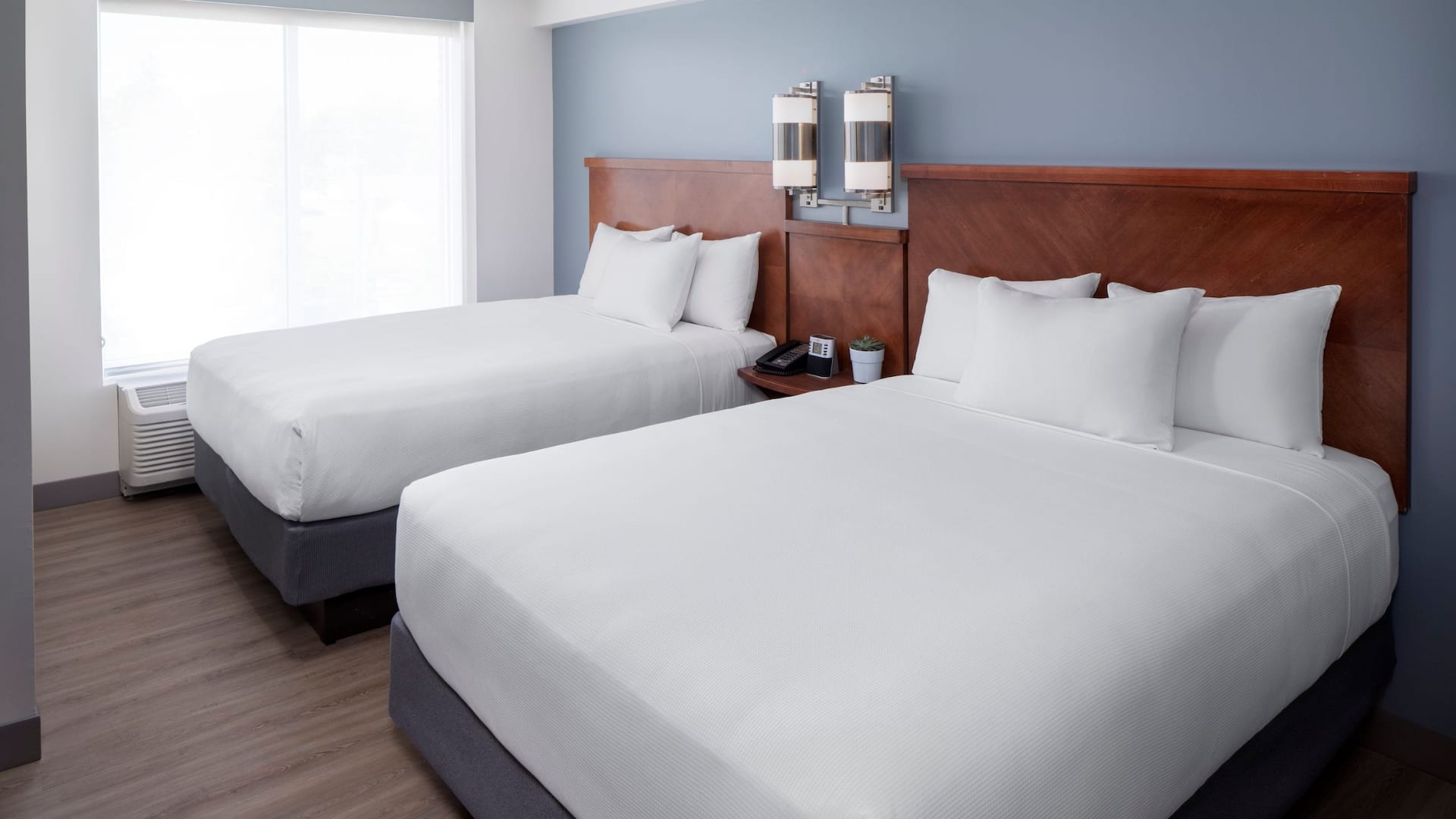 Hyatt Place Long Island/East End Standard Double Bed
