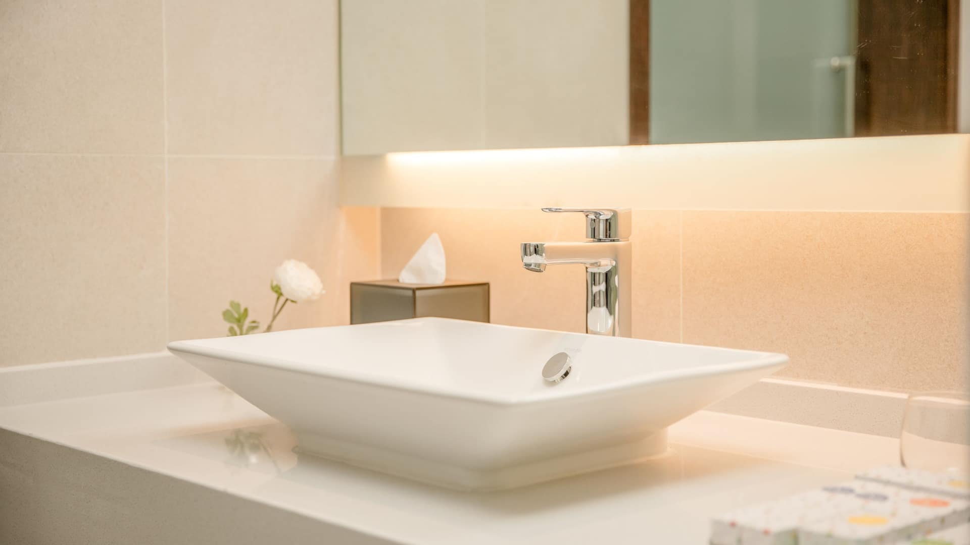 3 de 3 Hyatt Place Deqing King Bed Bathroom