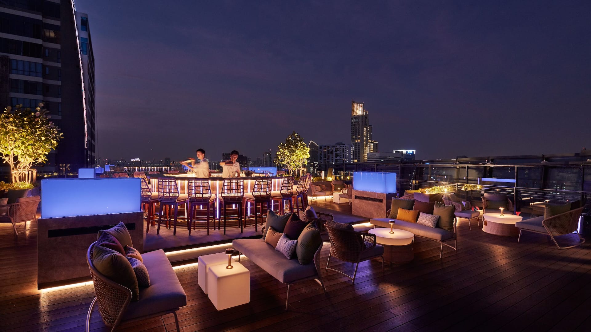 Hyatt Regency Bangkok Sukhumvit Spectrum Bar Seating
